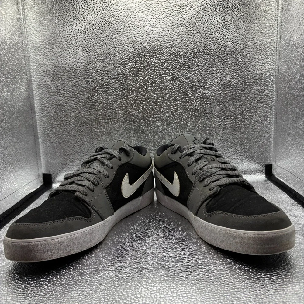 Size 11 Jordan V.2 Low Cool Gray Black Mens Lace-Up Athletic Shoes 552312-005